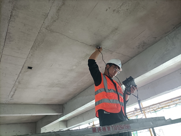 裂縫檢測機(jī)構(gòu)